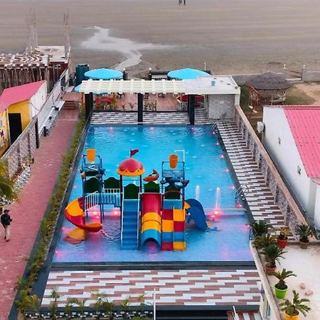 Hotel Hindusthan Inn Mandarmani Buitenkant foto
