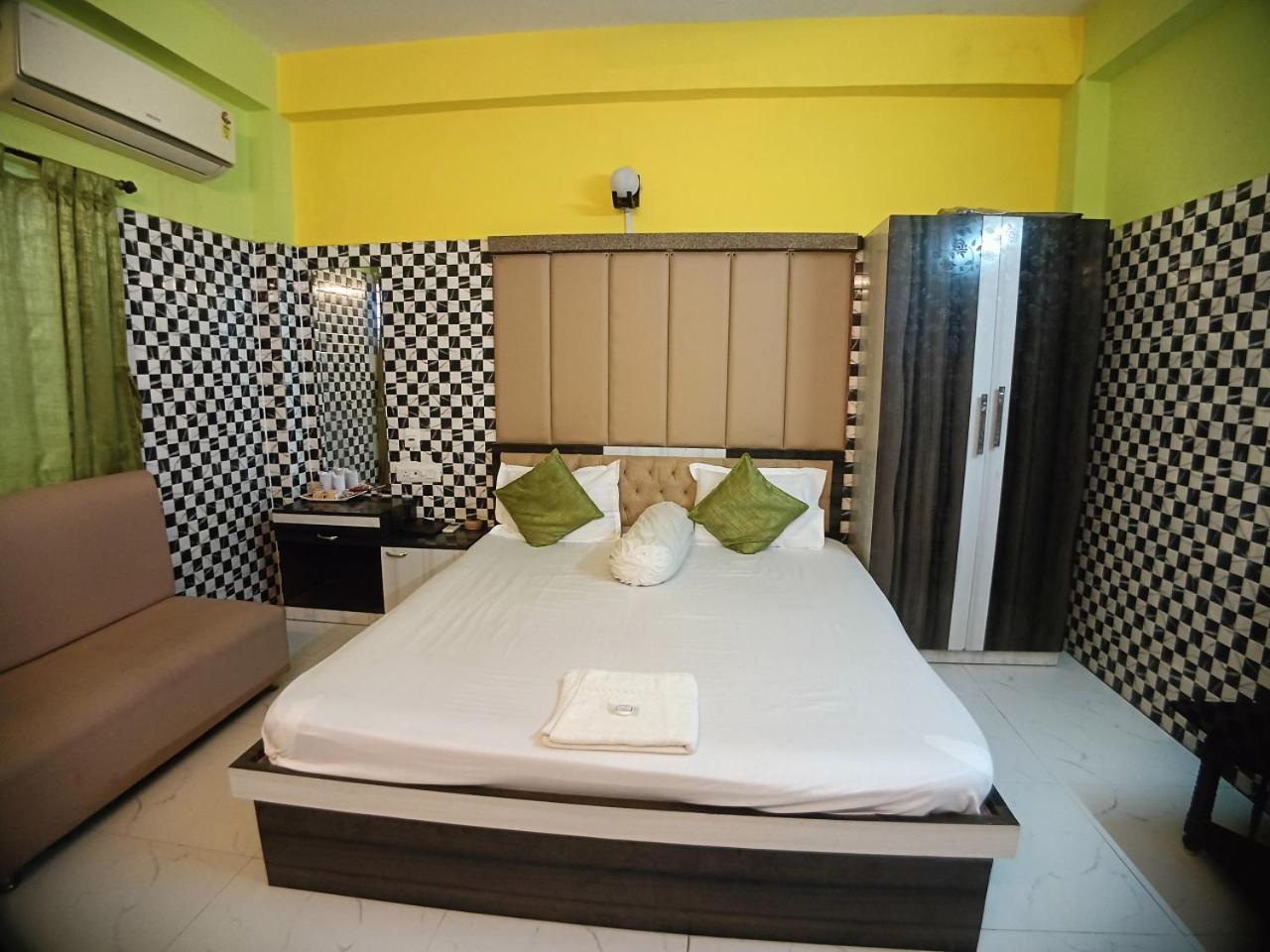 Hotel Hindusthan Inn Mandarmani Buitenkant foto