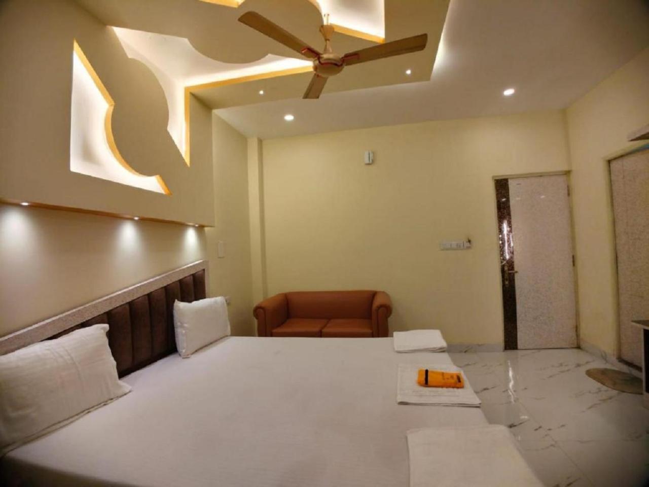 Hotel Hindusthan Inn Mandarmani Buitenkant foto